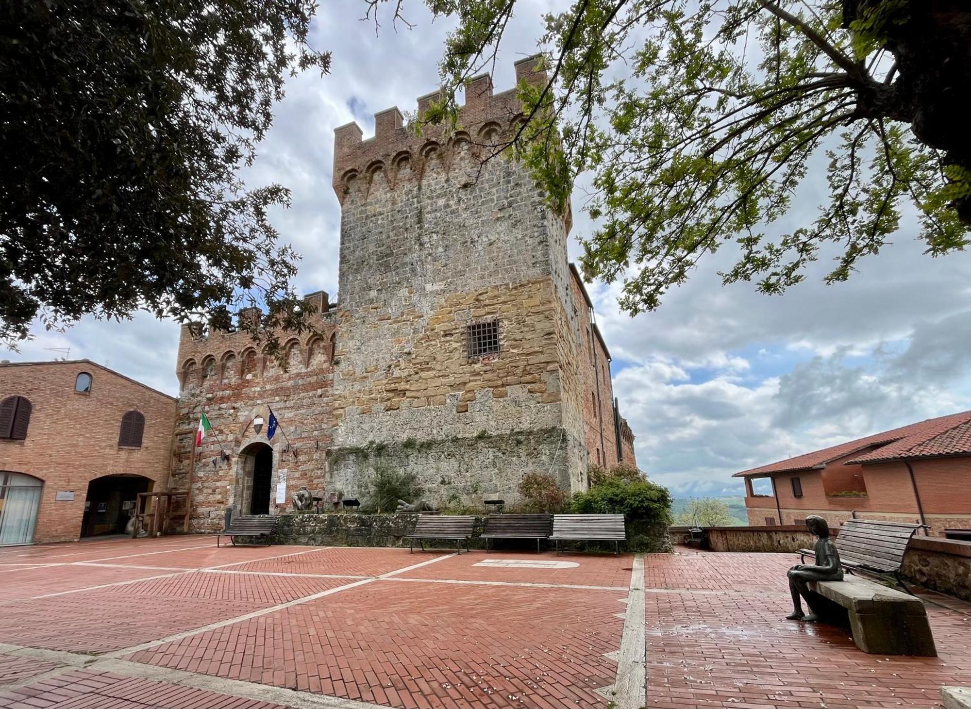 Appartamento Mirella In Centro Storico Casole dʼElsa Exterior foto